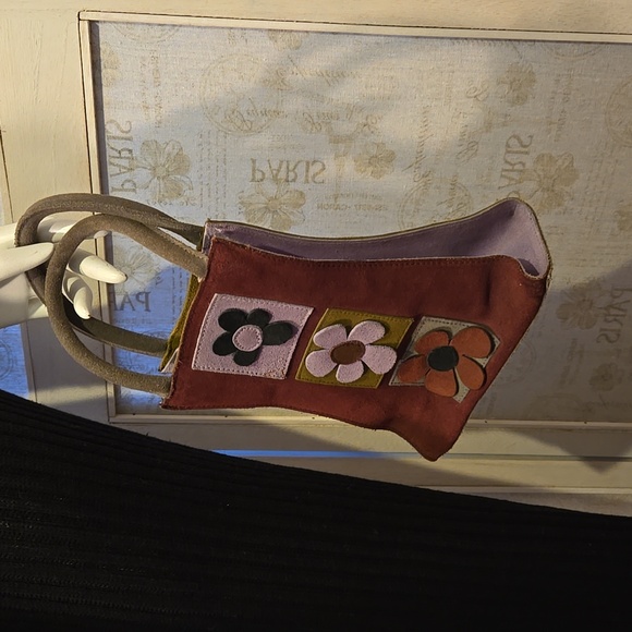 Floral Suede Whimsical Patchwork Handbag - Picture 4 of 5